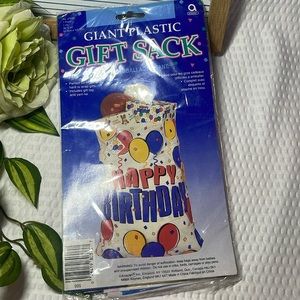 Giant Gift Sack with Tag 36" x 44"
Any questions just let us know